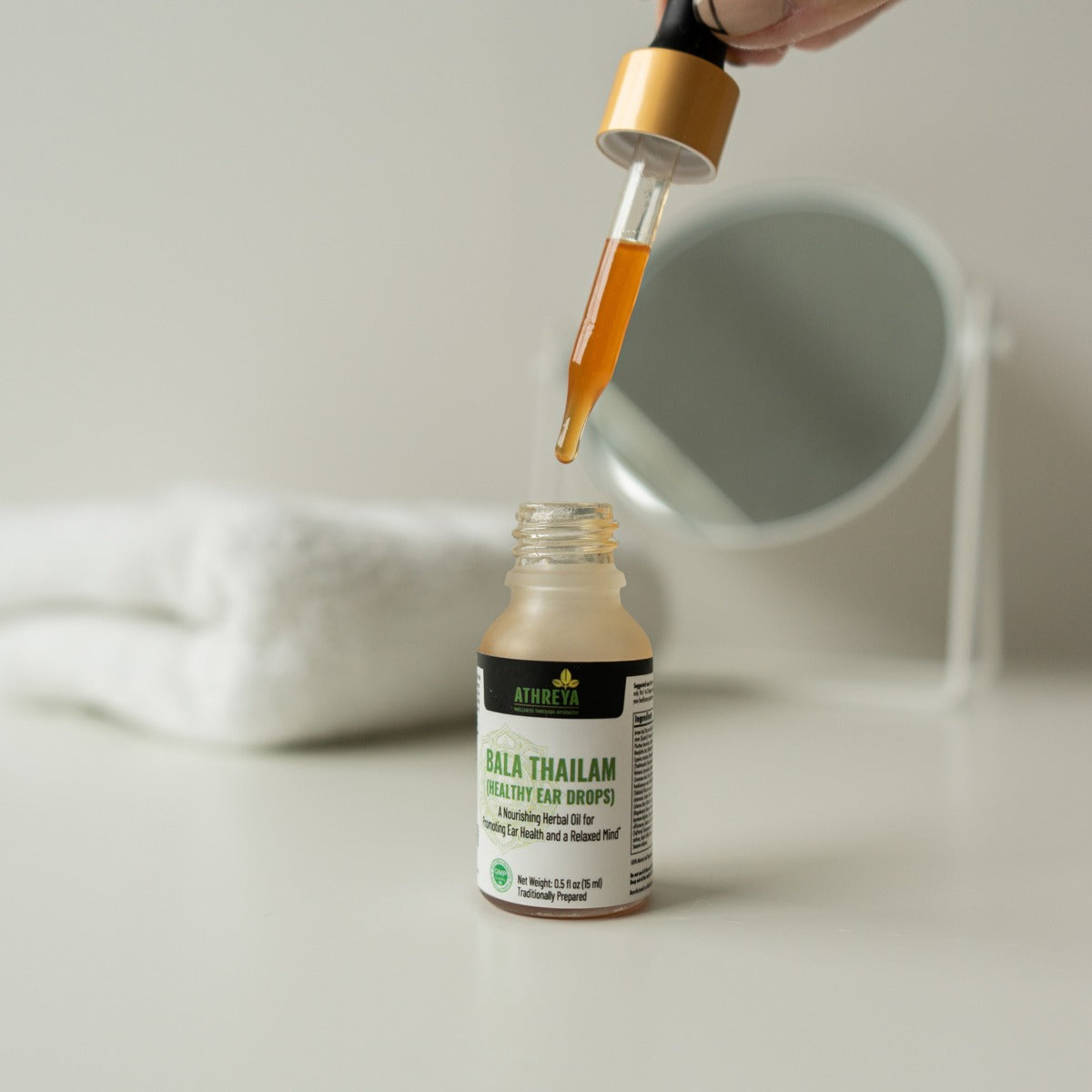 The Ayurvedic morning routine for the head and senses