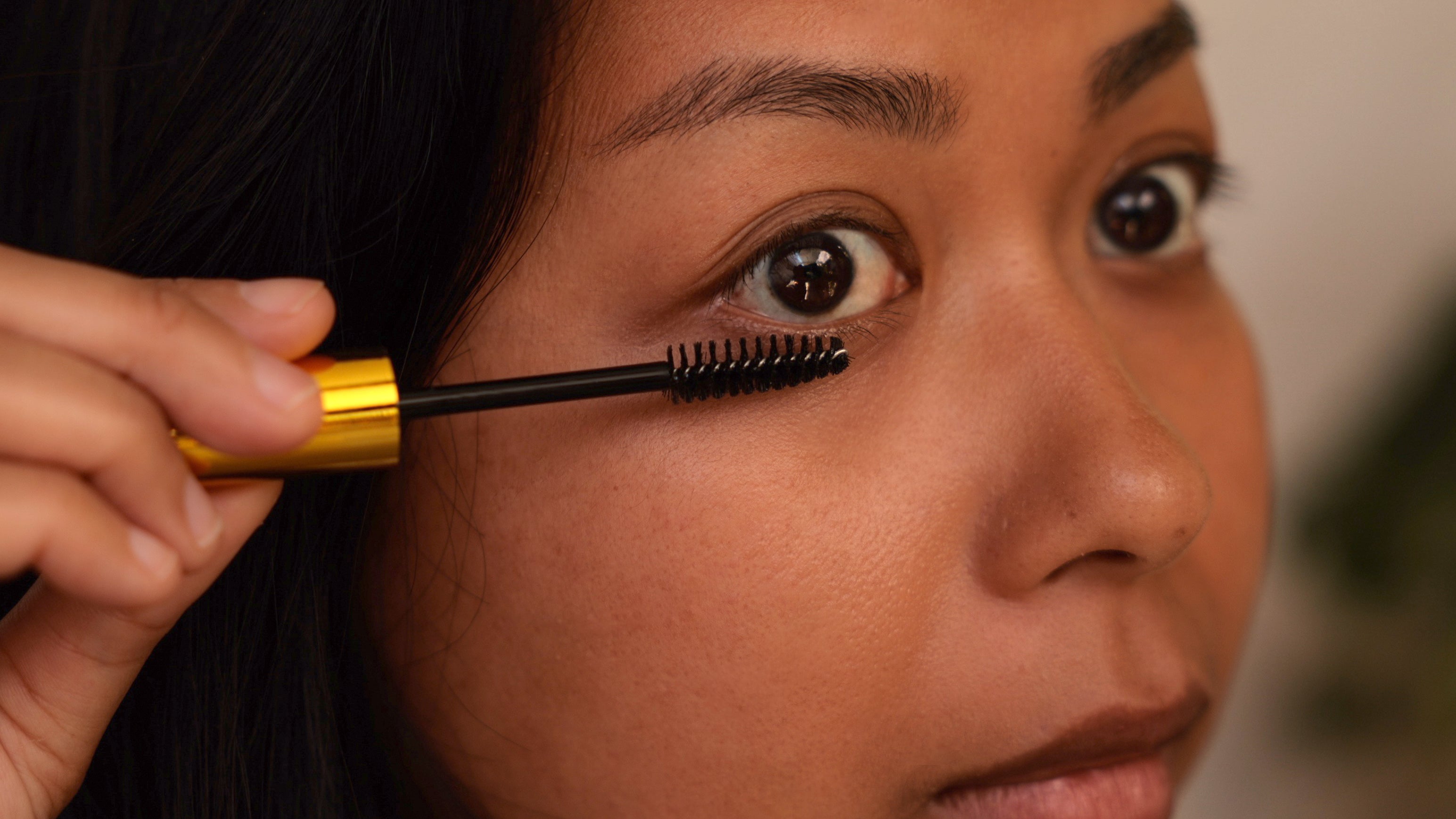 Healthy Eyelash & Brow Serum | Athreya Herbs